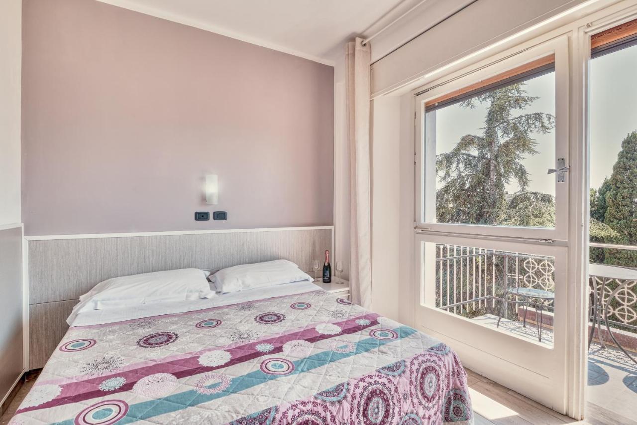Hotel Astoria Bordighera Exteriér fotografie