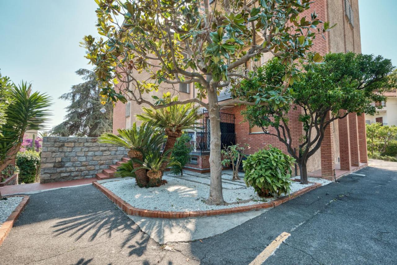 Hotel Astoria Bordighera Exteriér fotografie